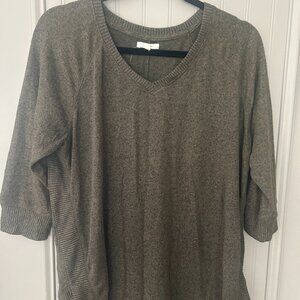 Maurices Women's Large Green 3/5 Sleeve Lightweight Sweater